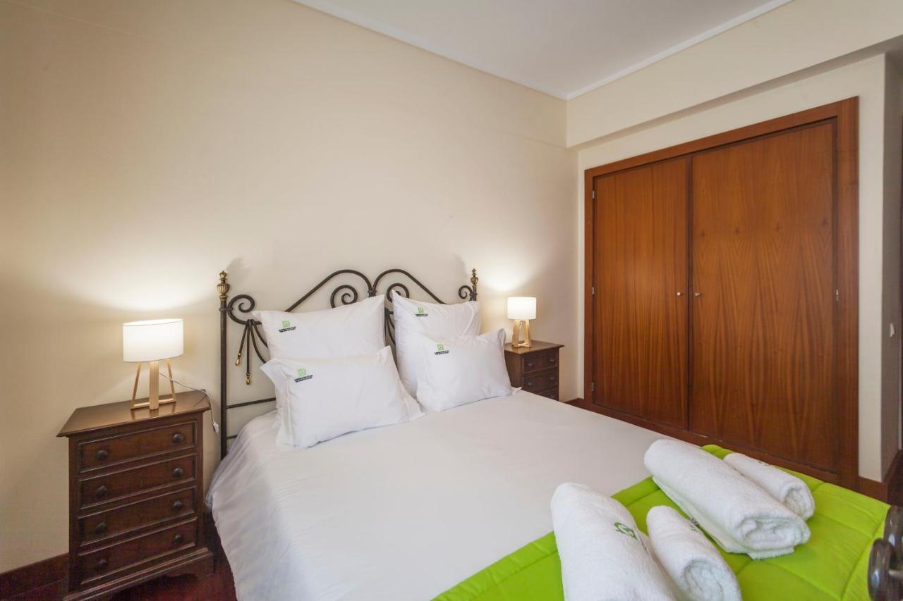 Deluxe Marina Apartment